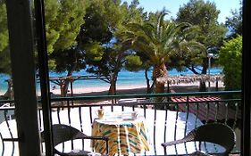 Sajeta Beach Apartments